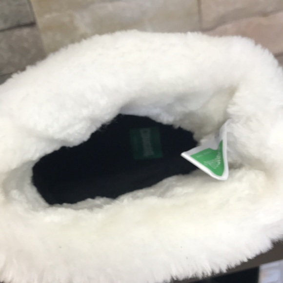 Cougar Women's Wonder Winter Boot - Picture 7 of 9